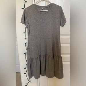 Small gray flowy dress with pockets